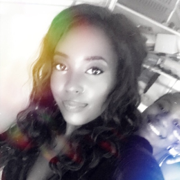 Meet your Posher, Linda - Picture 1 of 1